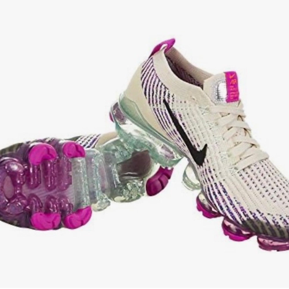 NIKE AIR VAPORMAX FLYKNIT 3 BRAND NEW W/Box